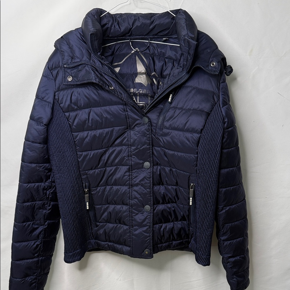 The original fugi superset Great warm blue puffer jacket sz Small